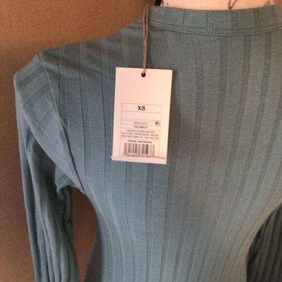 NWT A new day size extra small ribbed long sleeve blouse Teal color - Picture 3 of 8